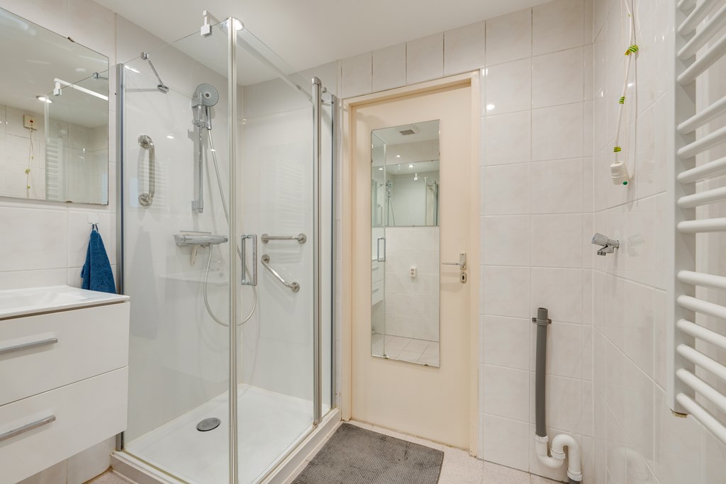 Amsterdam – Boutenburg 107 – Photo 36